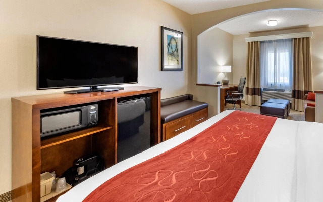 Comfort Suites Near Six Flags Magic Mountain