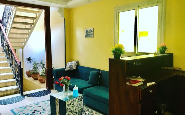 Pyramids paradise hotel