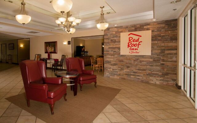 Red Roof Inn & Suites Pensacola East - Milton