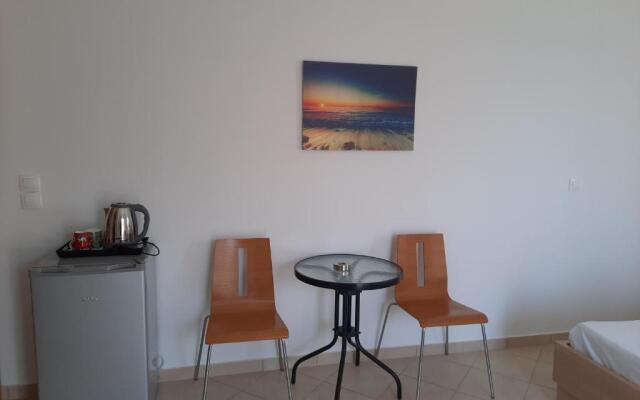 Tasos Rooms