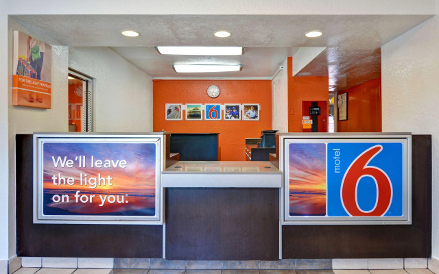 Motel 6 Dania Beach