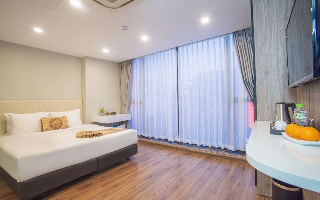 BridgeLakeside Hotel Hanoi