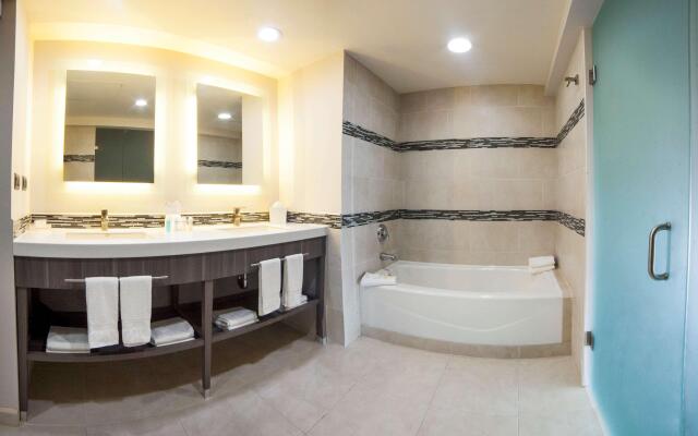 Hampton Inn & Suites by Hilton Aguascalientes Airport