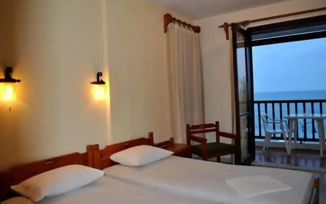 Hotel Maro
