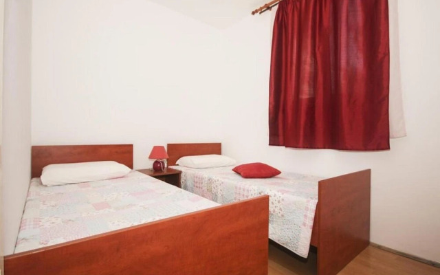 Apartment Lo-mar