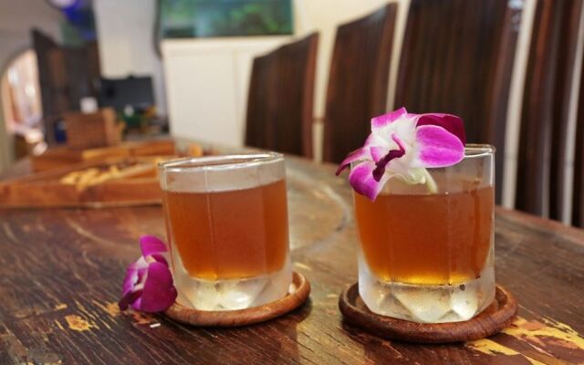 Baan Kamala Hostel and Guesthouse