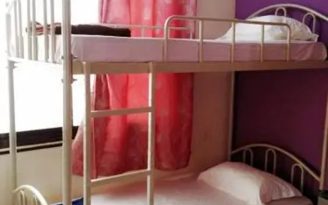 Hashtag Rooms