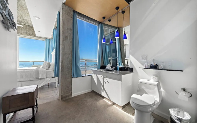 Oceanfront Experience