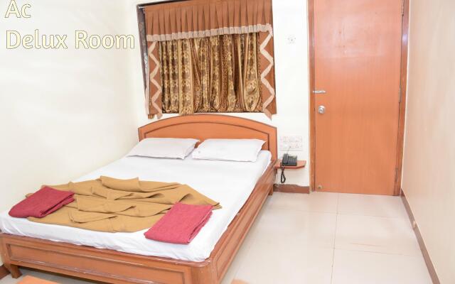 Hotel Kumar Plaza