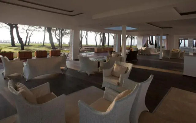Vertia Luxury Resort