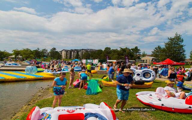 Best Western Plus Rose City Suites