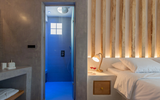 Neptune Luxury Spa Suites