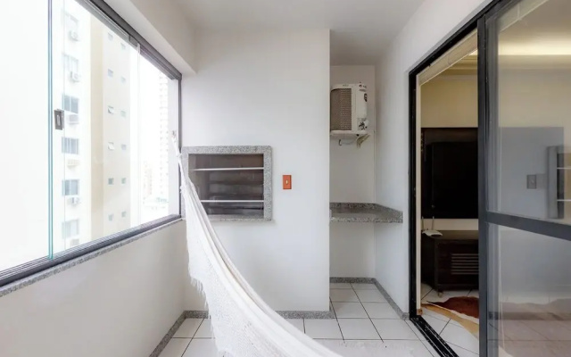 Apto c Churrasqueira e Garagem 300m da Praia