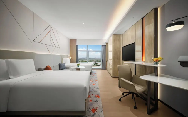 Crowne Plaza Zhongshan Torch High Tech Zone by IHG – Guest Rooms – Zhongshan