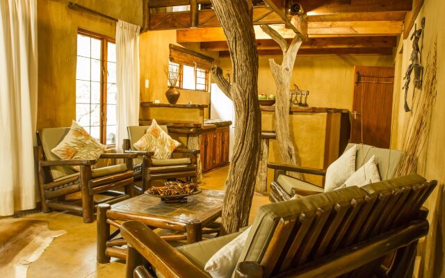 LittleBush Private Lodge