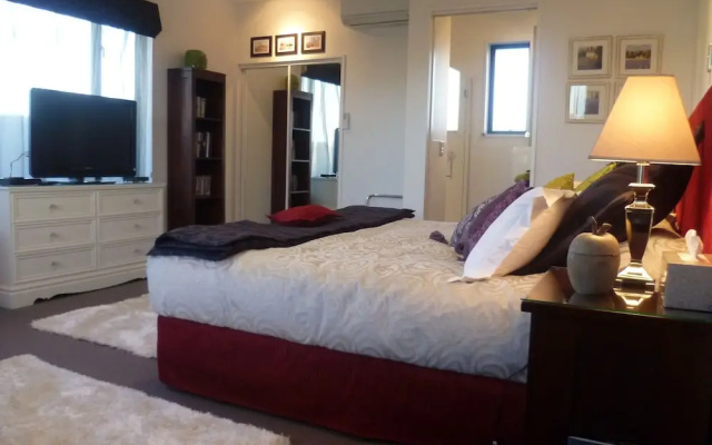 4 Royston Bed & Breakfast