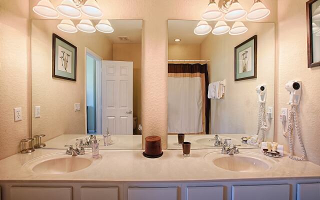 Bayshore Luxury at Vista Cay