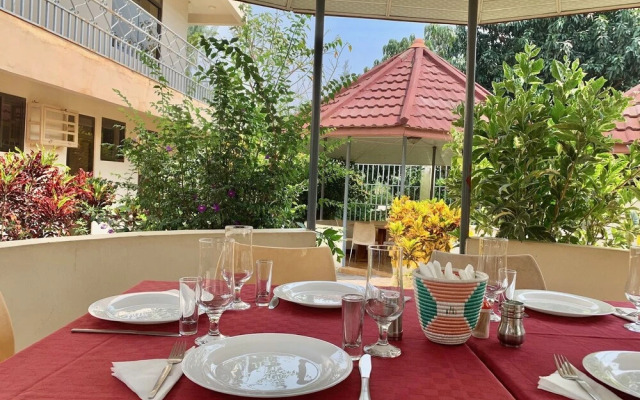Mahina Paradise Hotel