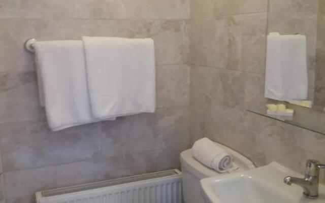 Lettermore 1 Apartment