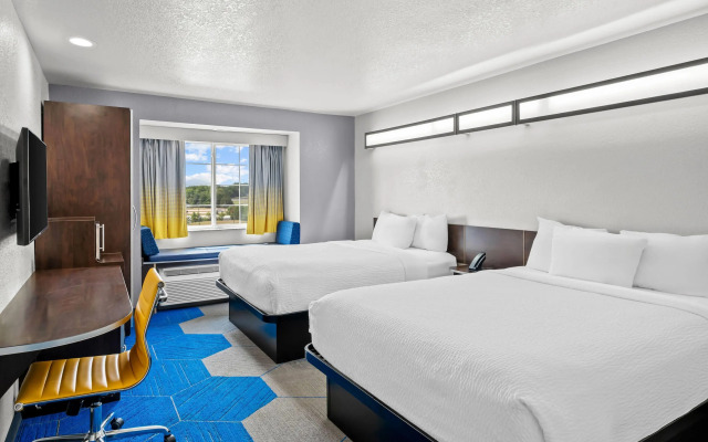 Microtel Inn & Suites by Wyndham Searcy