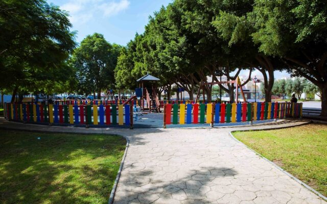 Holidays2Fuengirola Los Boliches pool