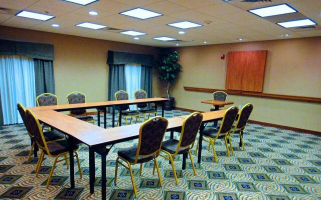 Hampton Inn & Suites Tilton