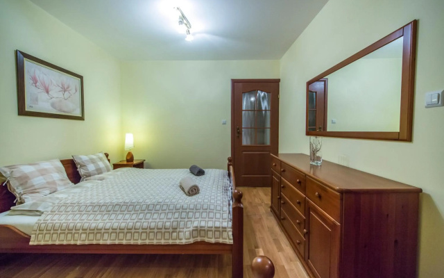 Apart4You Apartament Meteor