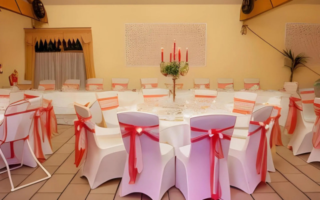 Draycote Hotel and Whitefields Golf Club