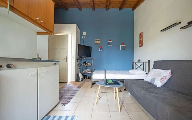 Riverside Villa 8 Persons With Access to the sea