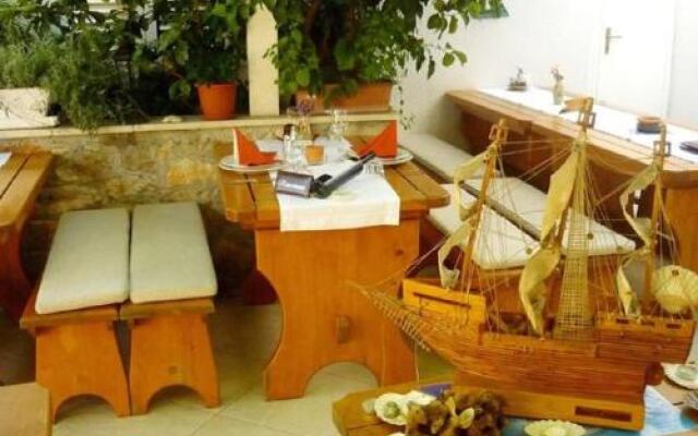 Apartment Supetar Ive Vojnovica