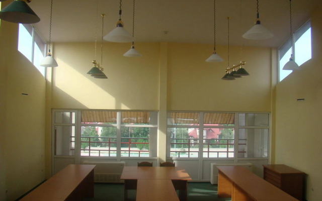 Zimbru Hotel