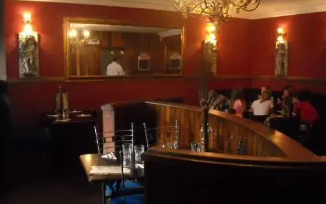 Banner Lodge Guest House