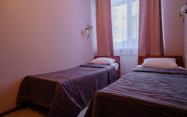 Kiya Hotel