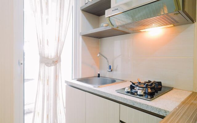 Modern And Homey 2Br At Green Pramuka City Apartment