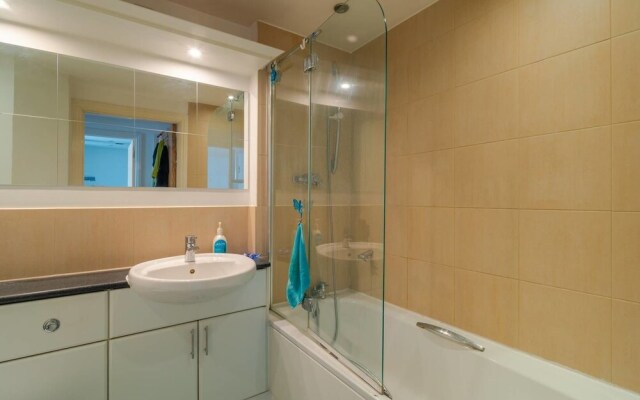 Oyster Wharf Suites