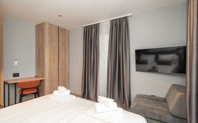 Apartments Villa Royale