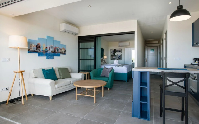 The Ritz Residence