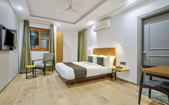 OYO Townhouse 171 Sector 104