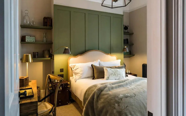 Regency House