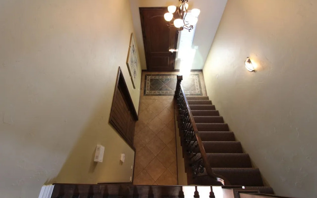 Canyon Villas at Coral Ridge