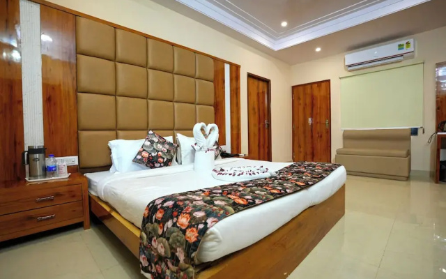 Bamboo Saa Sunrrise Wedding & Wellness Resort, Jaipur