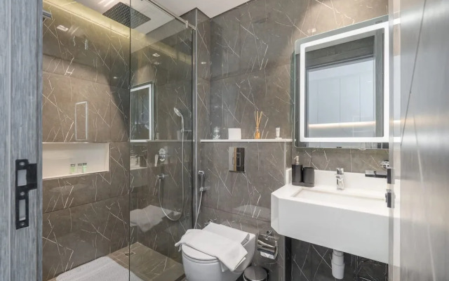 Delightful Studio in Park Views That Sleeps 2