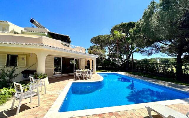 Vilamoura Amazing Golf Villa With Pool