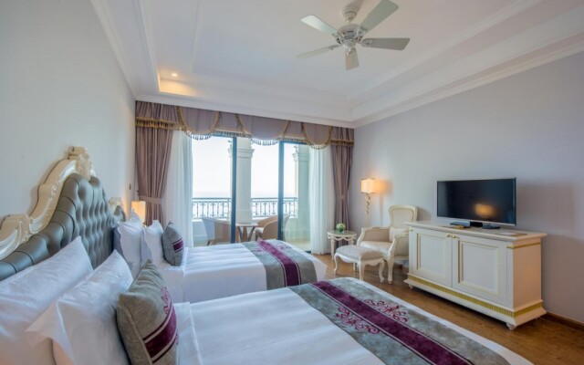 Meliá Vinpearl Cua Sot Beach Resort