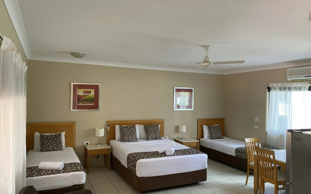Cascade Motel In Townsville — 2-star hotel in Cluden