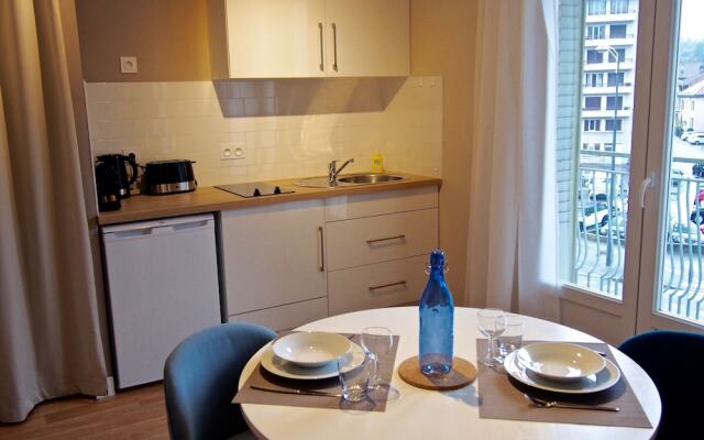 Annecy Booking