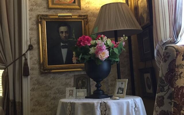 Thornton House Bed and Breakfast