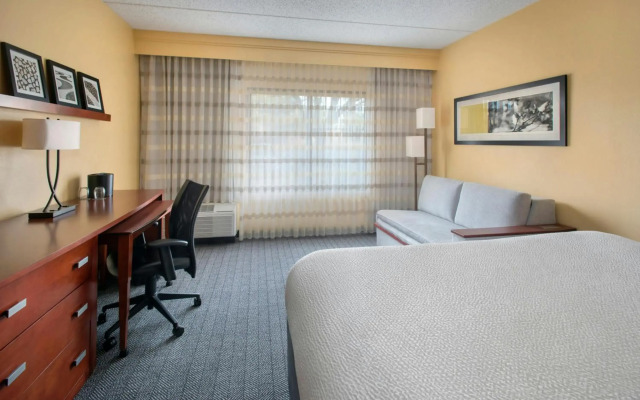Courtyard by Marriott Mt. Laurel
