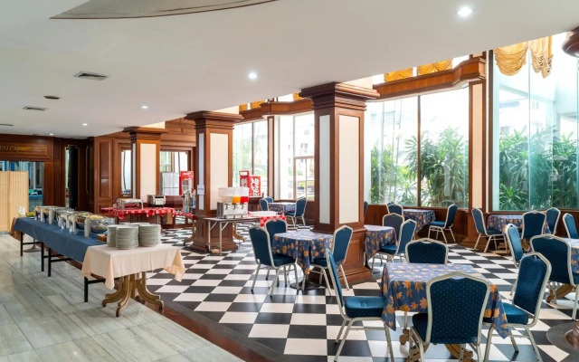 Welcome Plaza Hotel