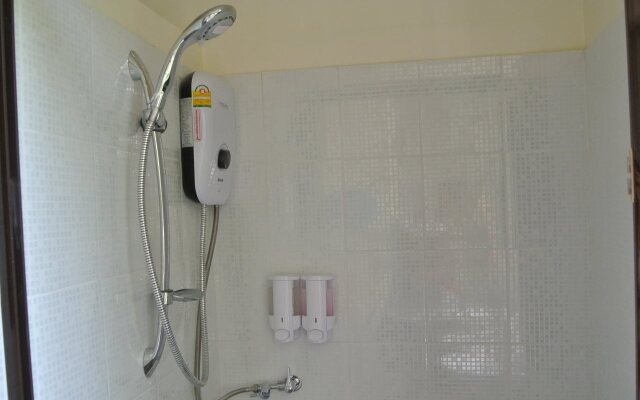 First Inn Bangkok Hostel